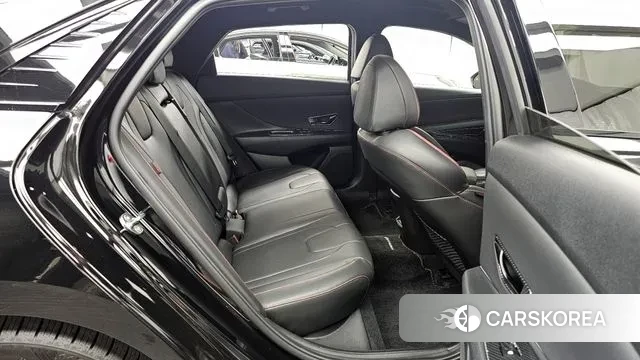 Hyundai The New Avante (CN7) 2023 Черный из Кореи, фото 3