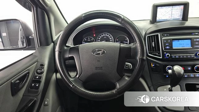 Hyundai The New Grand Starex 2018 Серебристо-серый из Кореи, фото 3