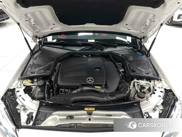 Mercedes-Benz Class C 2021 Белый из Китая, фото 3