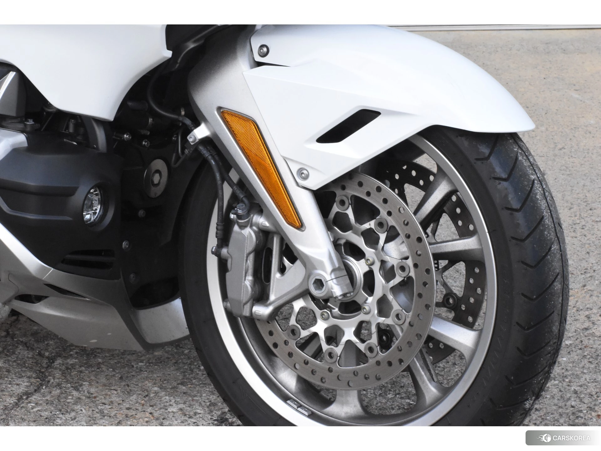 Проданный Honda GL1800 TOUR DCT 2024 из Японии