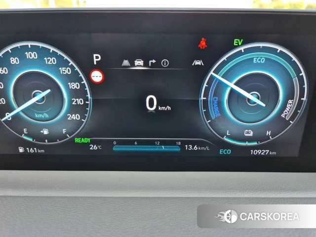 Hyundai Staria 2024 Белый из Кореи, фото 3