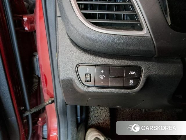 Kia Seltos 2019 Красный из Кореи, фото 3