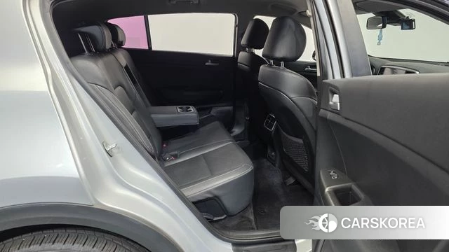 Kia Sportage The Bold 2019 Серебряный из Кореи, фото 3