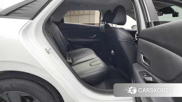 Hyundai Avante (CN7) 2022 Белый из Кореи, фото 3