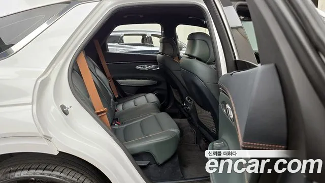 Genesis GV70 2023 Белый из Кореи, фото 3