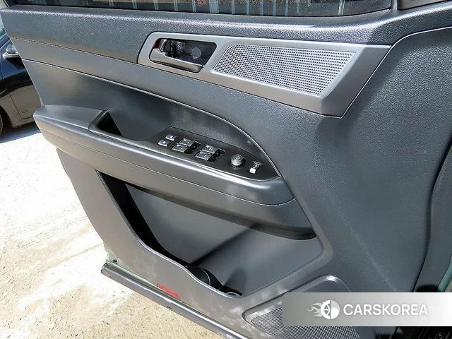 Ssangyong The New Rexton Sport 2023 Темно-зеленый из Кореи, фото 3