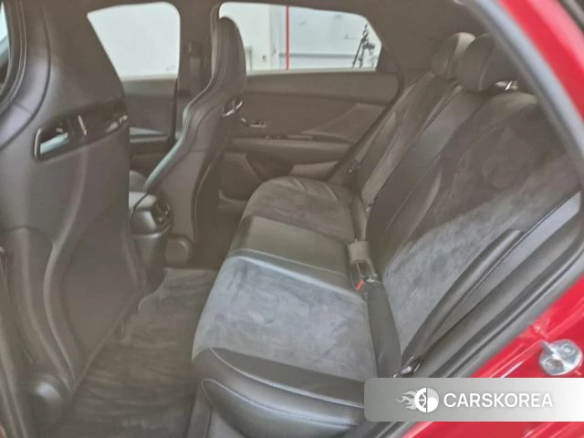 Hyundai Avante (CN7) 2021 Красный из Кореи, фото 3