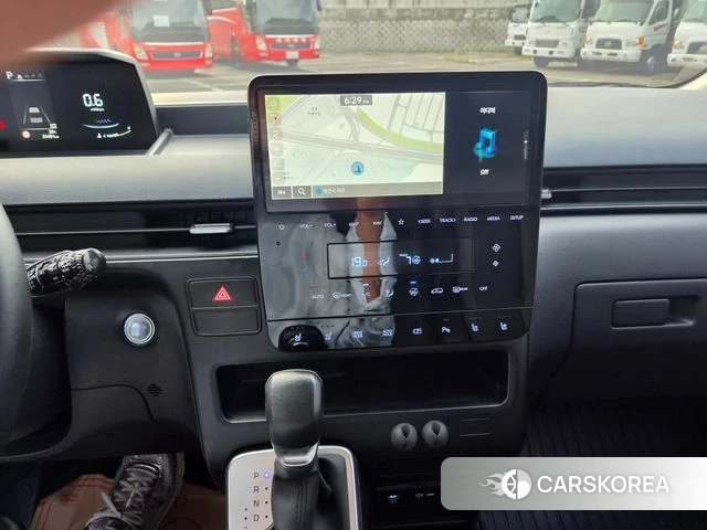 Hyundai Staria 2024 Черный из Кореи, фото 3