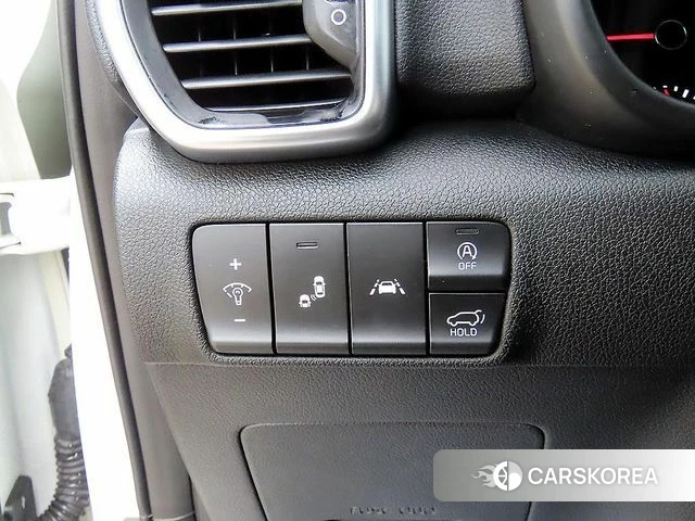 Kia Sportage The Bold 2018 Белый из Кореи, фото 3
