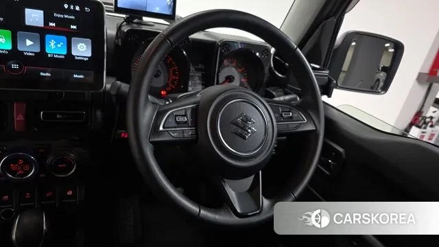 Suzuki Jimny 2022 Серебряный из Кореи, фото 3