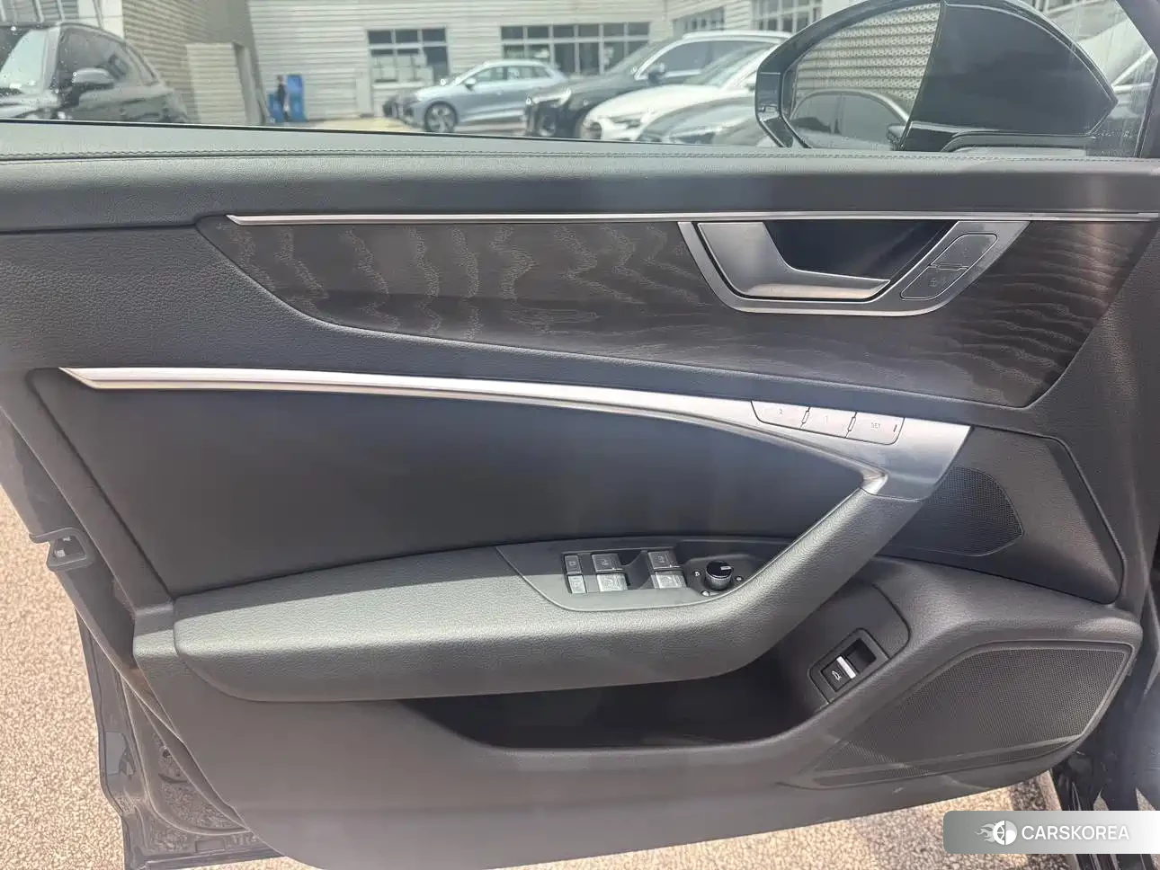 Audi A6L 2025 Черный из Китая, фото 3