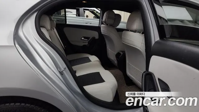 Mercedes-Benz A-Class W177 2019 Серебряный из Кореи, фото 3