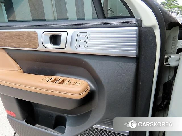 Hyundai Santa Fe (MX5) 2024 Белый из Кореи, фото 3