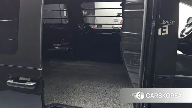 Hyundai Staria 2022 Черный из Кореи, фото 3