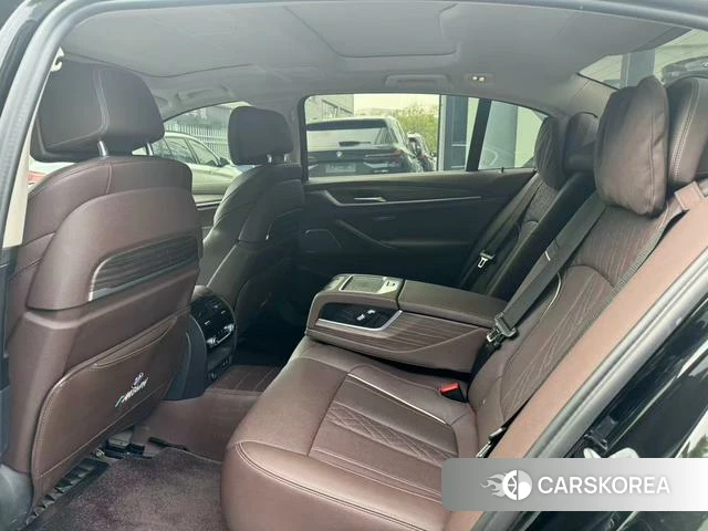 BMW 5 series 2022 Черный из Китая, фото 3