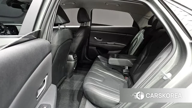 Hyundai The New Avante (CN7) 2023 Серый из Кореи, фото 3