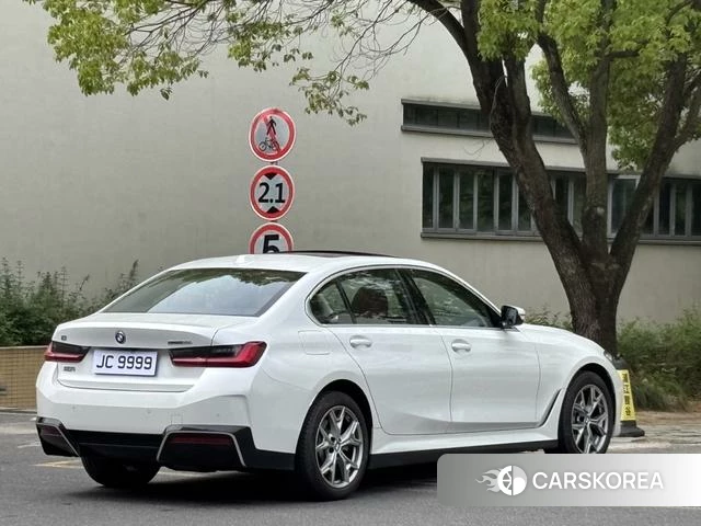BMW i3 2026 Белый из Китая, фото 3