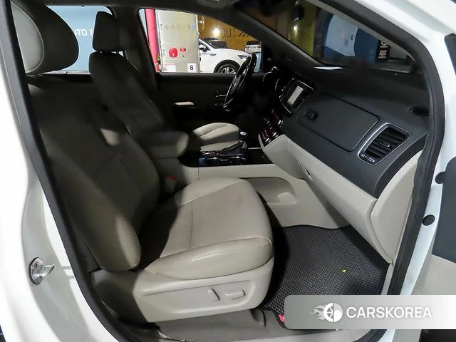 Kia The New Carnival 2018 Белый из Кореи, фото 3