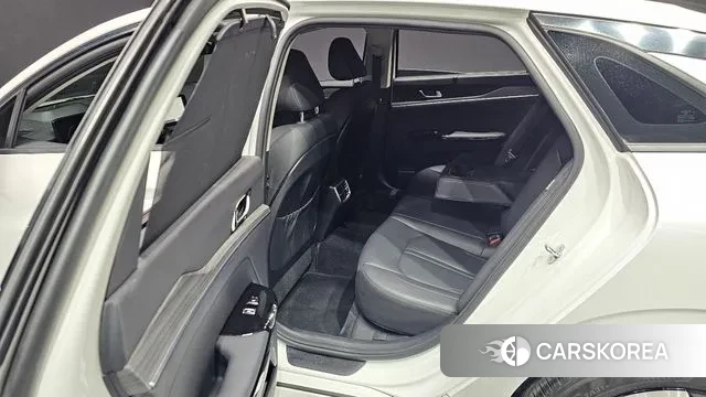 Kia The New K5 3rd generation 2024 Белый из Кореи, фото 3