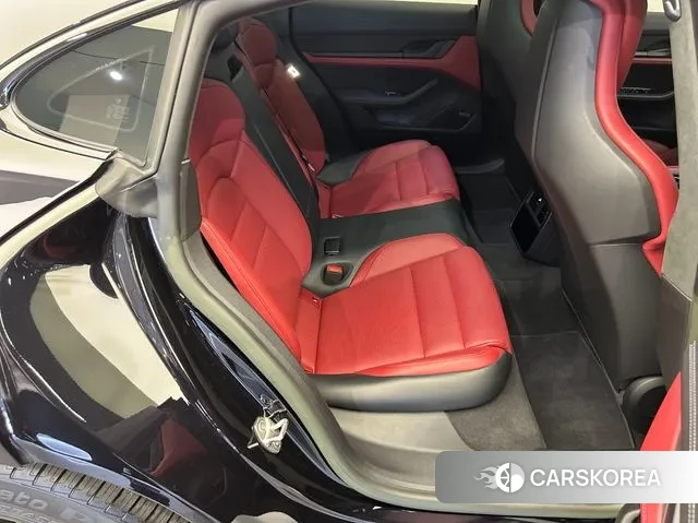 Porsche Taycan 2023 Черный из Кореи, фото 3