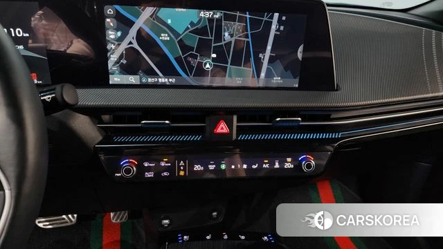 Kia EV6 2023 Белый из Кореи, фото 3
