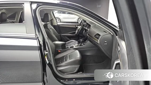 Volkswagen 7th Generation of Jetta 2021 Черный из Кореи, фото 3