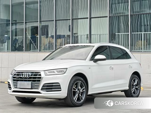 Audi Q5L 2019 Белый из Китая, фото 3
