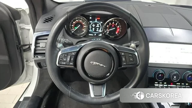 Jaguar F-TYPE 2019 Белый из Кореи, фото 3