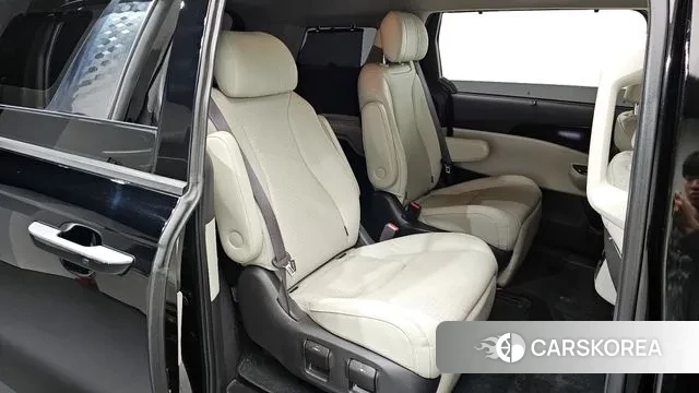 Kia Carnival 4th generation 2021 Черный из Кореи, фото 3