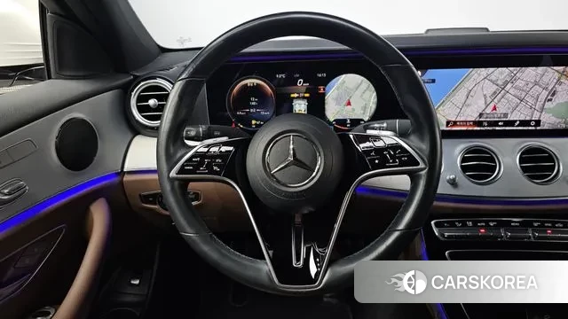 Mercedes-Benz E-Class W213 2021 Белый из Кореи, фото 3