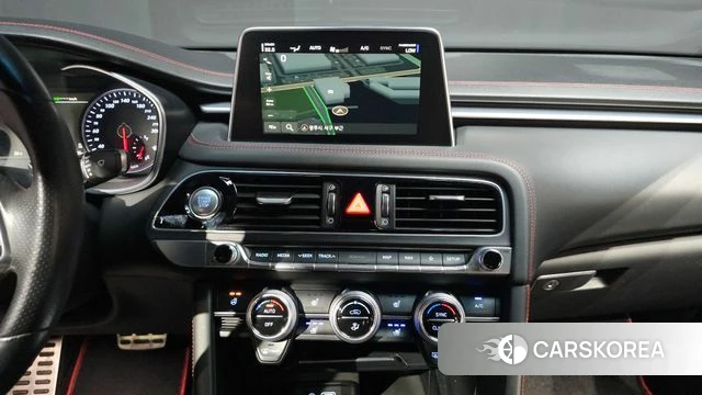 Genesis G70 2018 Белый из Кореи, фото 3