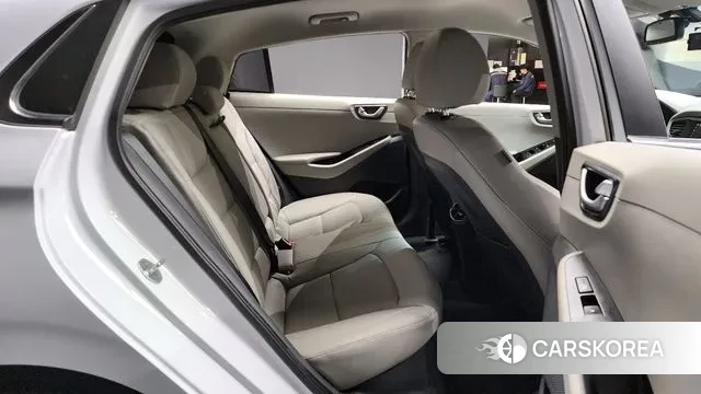 Hyundai Ionic Hybrid 2018 Белый из Кореи, фото 3