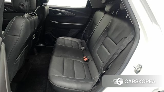 Chevrolet (GM Daewoo) Trailblazer 2023 Белый из Кореи, фото 3