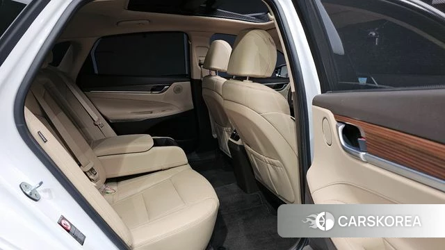 Hyundai Grandeur IG Hybrid 2018 Белый из Кореи, фото 3