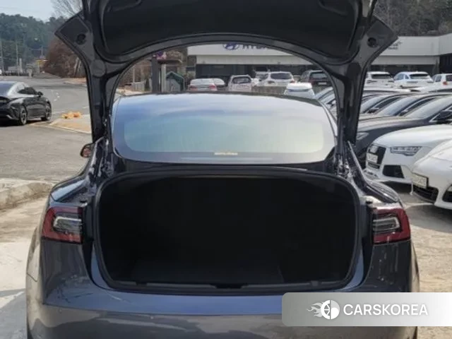 Tesla Model 3 2020 Серый из Кореи, фото 3