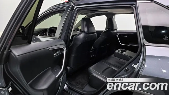 Toyota RAV4 5th Generation 2019 Серый из Кореи, фото 3