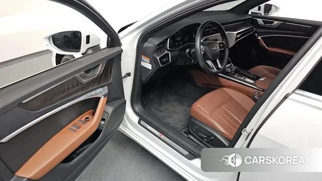 Audi A6 (C8) 2021 Белый из Кореи, фото 3