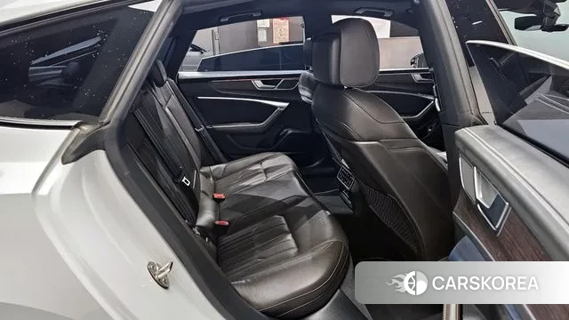 Audi A7 (4K) 2022 Белый из Кореи, фото 3