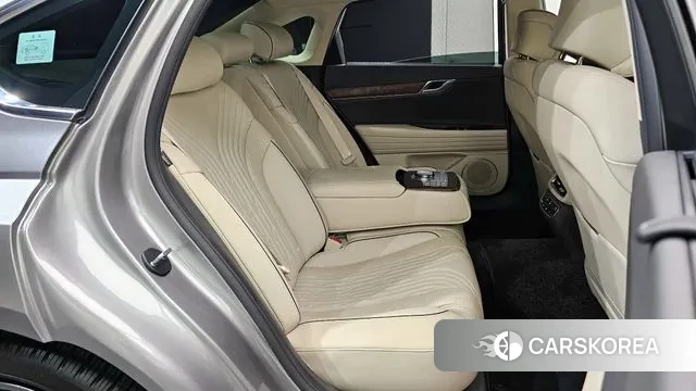 Genesis G80 (RG3) 2023 Серебряный из Кореи, фото 3