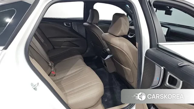 Kia K8 Hybrid 2023 Белый из Кореи, фото 3