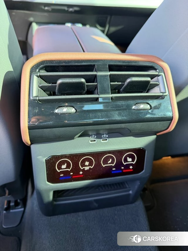 BMW 5 Series (G60) 2026 Серебристо-серый из Кореи, фото 3