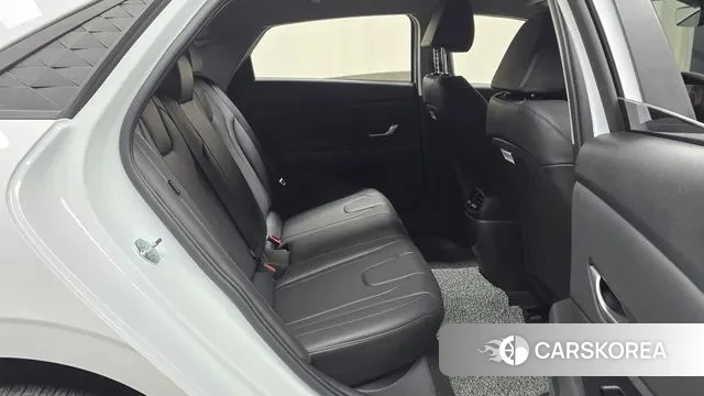 Hyundai The New Avante (CN7) 2024 Белый из Кореи, фото 3