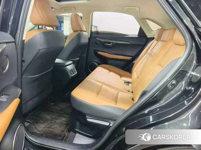 Lexus NX 2021 Черный из Китая, фото 3