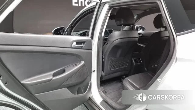 Hyundai All New Tucson 2018 Серебряный из Кореи, фото 3