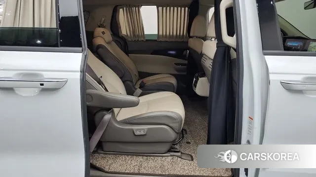 Kia Carnival 4th generation 2023 Белый из Кореи, фото 3