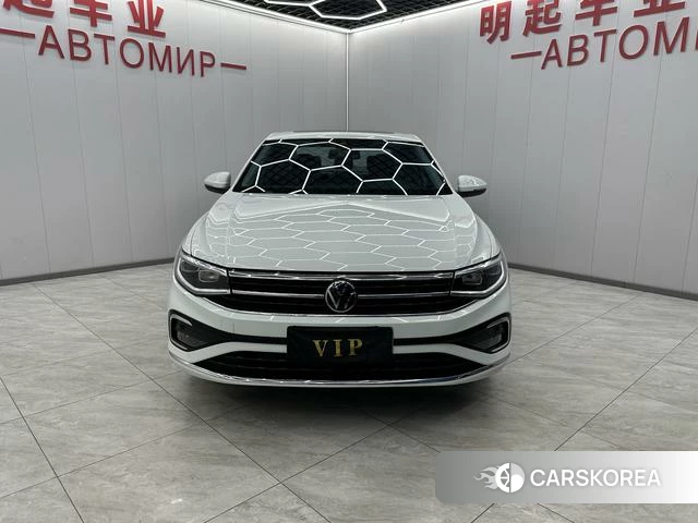 Volkswagen Bora 2022 Белый из Китая, фото 3