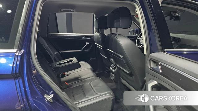 Volkswagen Tiguan second Generation 2018 Синий из Кореи, фото 3