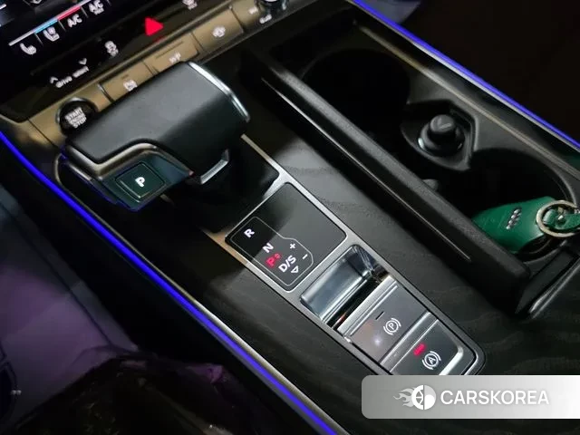 Audi A6 (C8) 2021 Черный из Кореи, фото 3