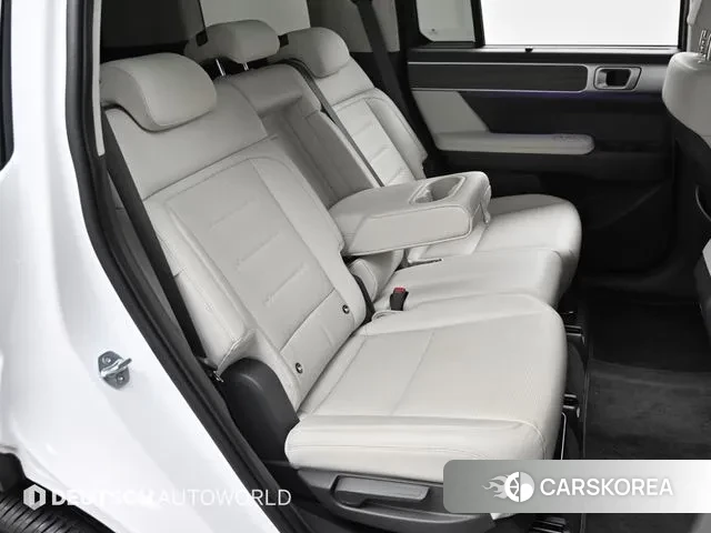 Hyundai Santa Fe (MX5) 2023 Белый из Кореи, фото 3