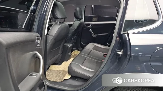 Peugeot 2008 id 3243817 из Кореи 3